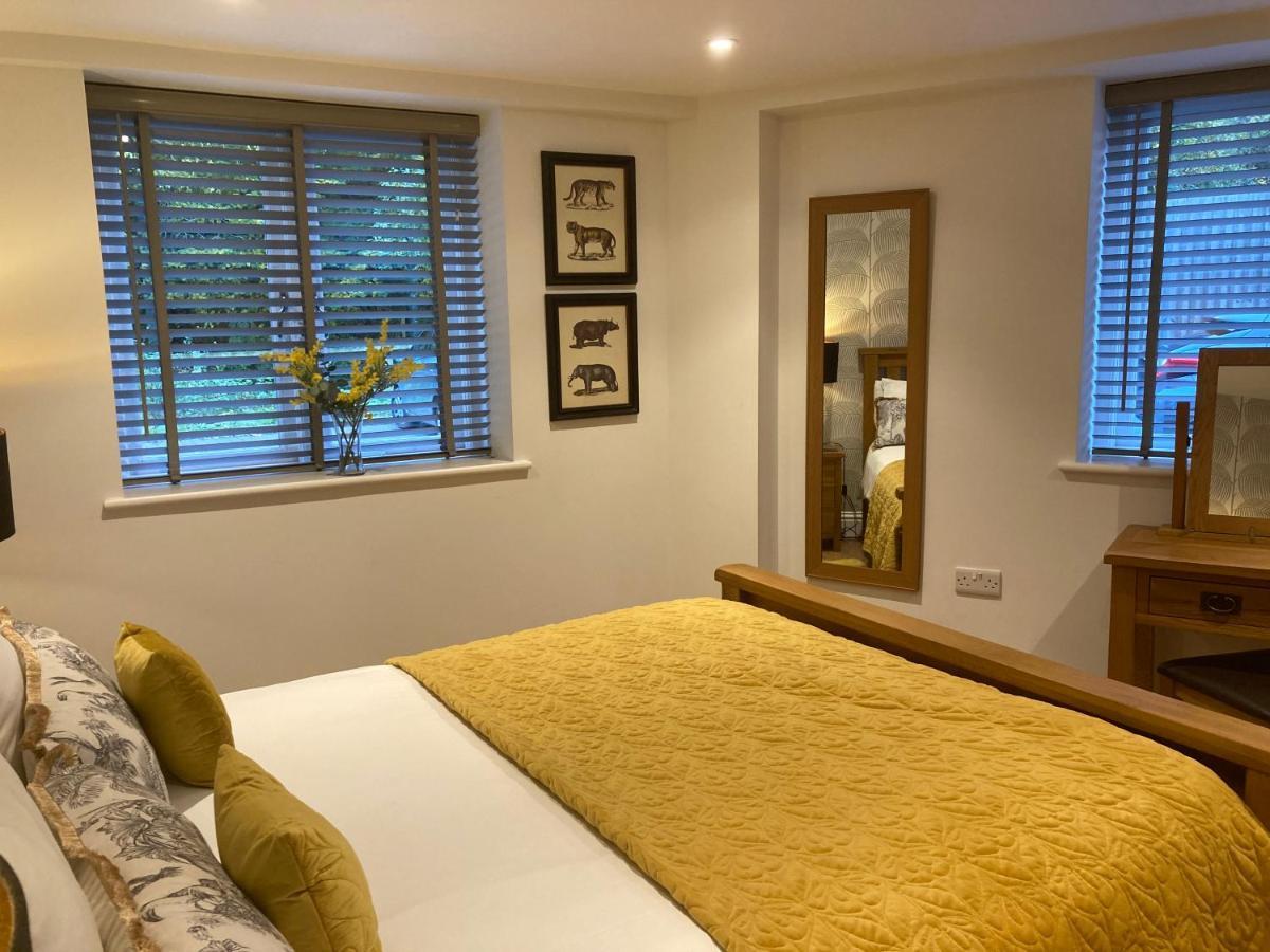 Streamside Apartments Yeovil Exteriér fotografie