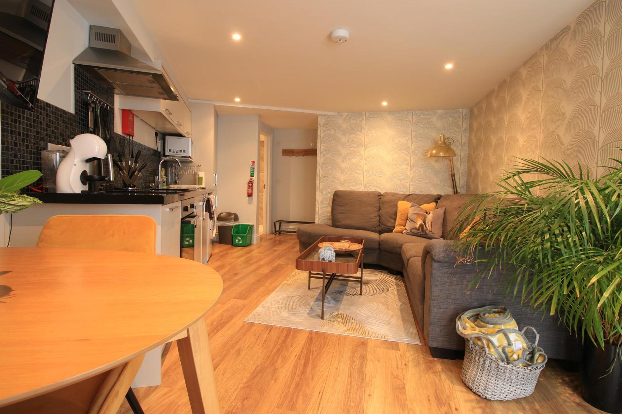 Streamside Apartments Yeovil Exteriér fotografie